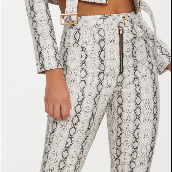 PRETTYLITTLETHING Grey Front Zip Snake Print Trouser Size 16 - Picture 4 of 5